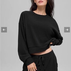 ALO Yoga Black Muse Crew Neck Pullover